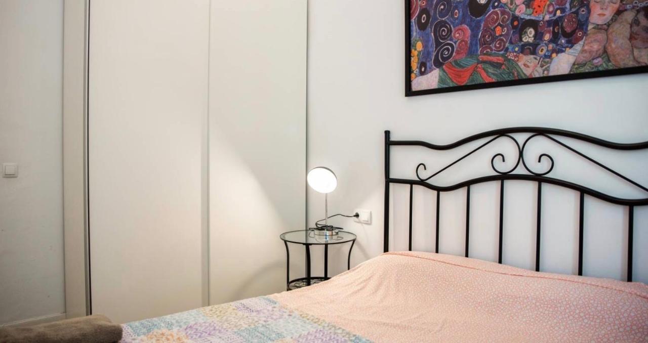برشلونة Eixample Apartments - Pova المظهر الخارجي الصورة